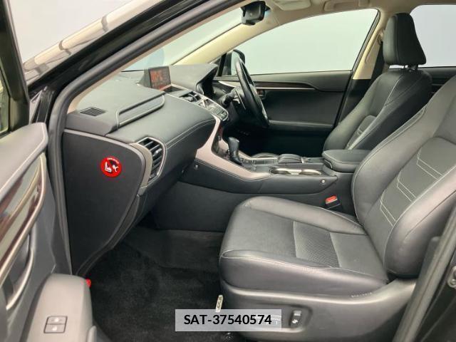 Lexus NX 2019-03 7821958-5
