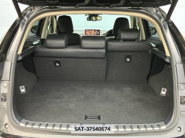 Lexus NX 2019-03 7821958-7