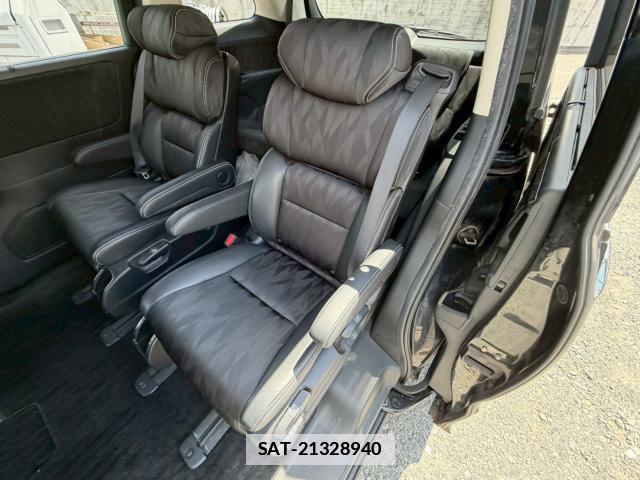 Honda ODYSSEY 2018-03 7818894-15