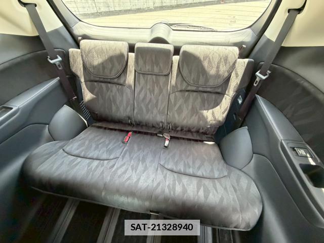 Honda ODYSSEY 2018-03 7818894-16