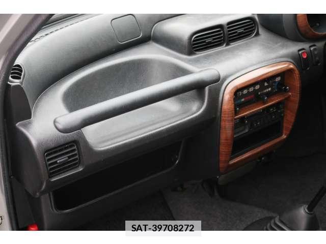 Daihatsu OPTI 1997 7819702-3