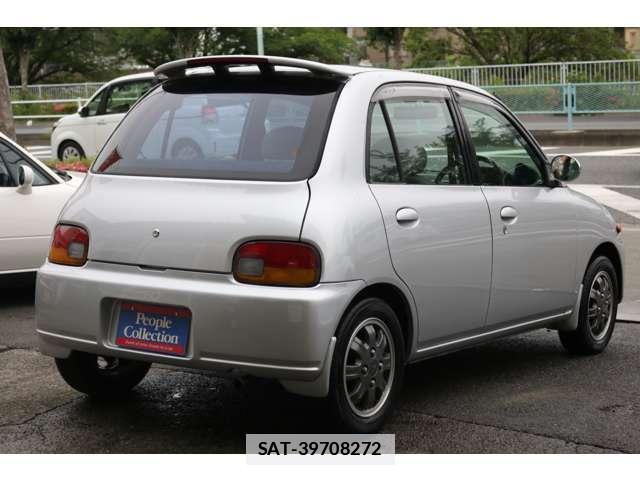 Daihatsu OPTI 1997 7819702-4