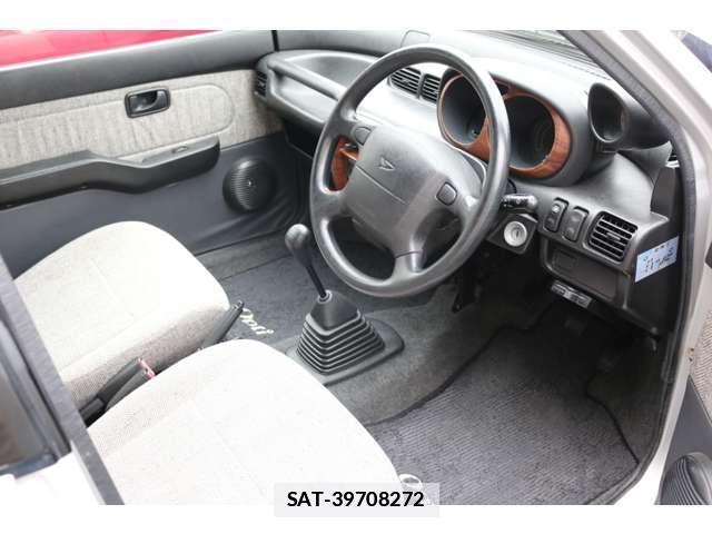 Daihatsu OPTI 1997 7819702-7