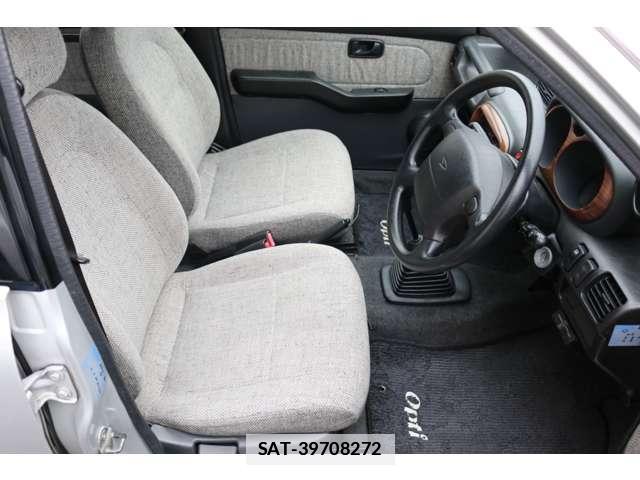 Daihatsu OPTI 1997 7819702-8