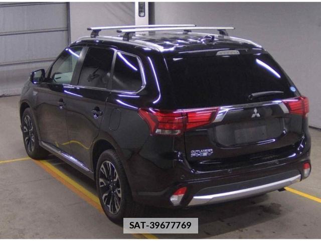 Mitsubishi OUTLANDER PHEV 2015-09 7812299-1