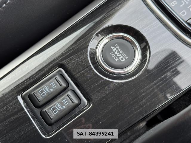 Mitsubishi OUTLANDER PHEV 2015-07 7812819-13