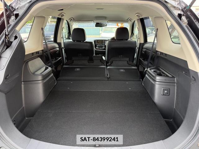 Mitsubishi OUTLANDER PHEV 2015-07 7812819-15
