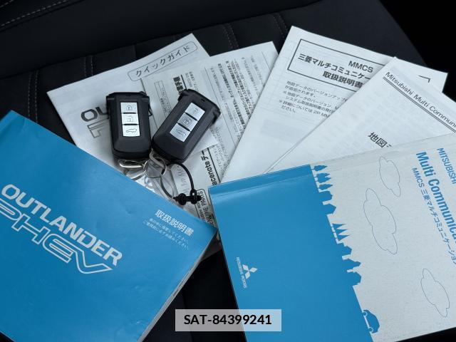 Mitsubishi OUTLANDER PHEV 2015-07 7812819-19