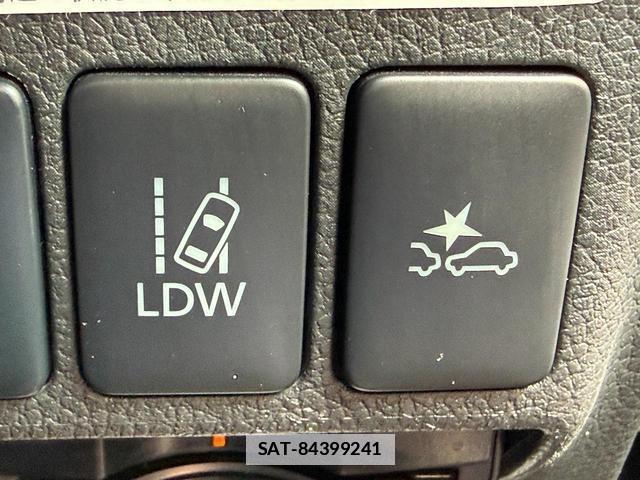 Mitsubishi OUTLANDER PHEV 2015-07 7812819-8