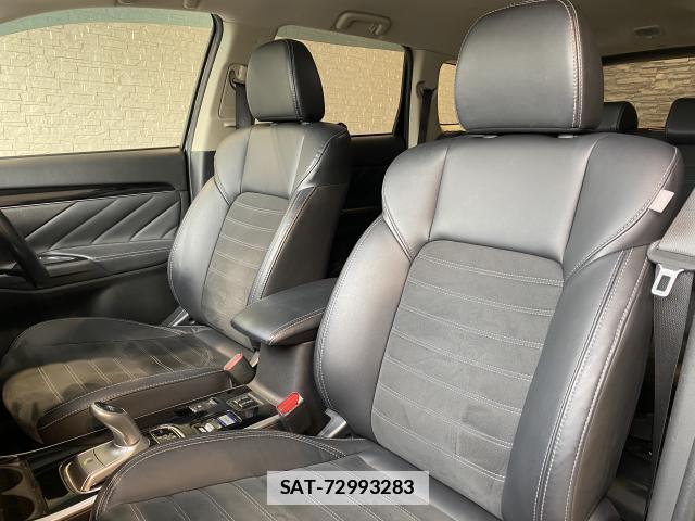 Mitsubishi OUTLANDER PHEV 2018-08 7814634-17