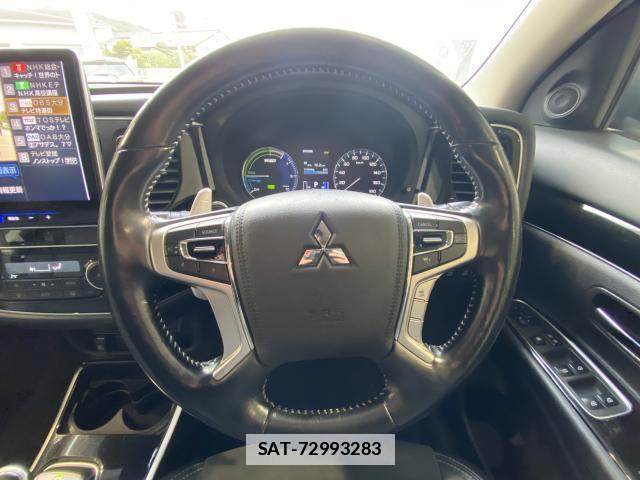 Mitsubishi OUTLANDER PHEV 2018-08 7814634-3