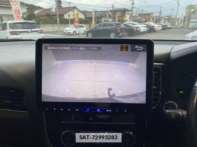 Mitsubishi OUTLANDER PHEV 2018-08 7814634-4