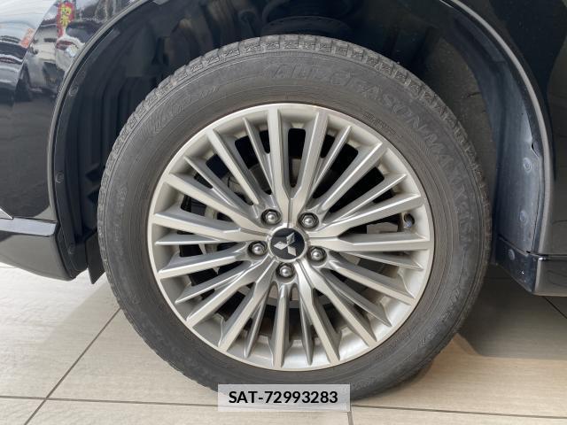 Mitsubishi OUTLANDER PHEV 2018-08 7814634-8