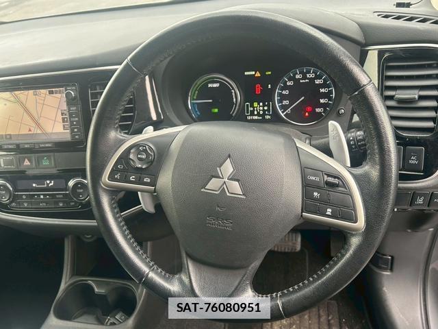 Mitsubishi OUTLANDER PHEV 2015-01 7815438-18