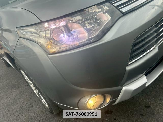 Mitsubishi OUTLANDER PHEV 2015-01 7815438-6