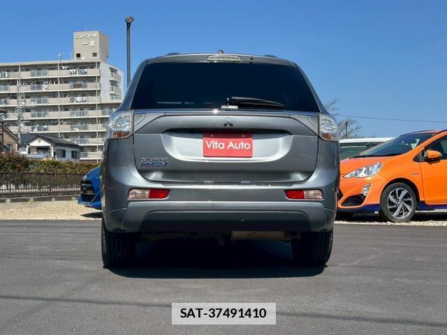 Mitsubishi OUTLANDER PHEV 2014-01 7815445-10