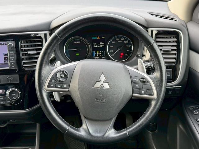Mitsubishi OUTLANDER PHEV 2013-02 7815492-15