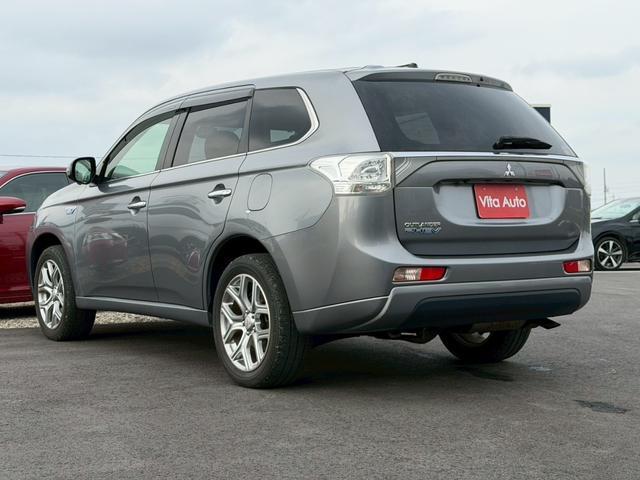 Mitsubishi OUTLANDER PHEV 2013-02 7815492-16