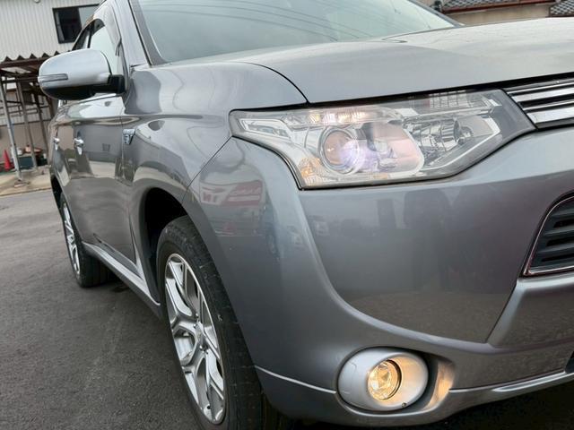 Mitsubishi OUTLANDER PHEV 2013-02 7815492-6