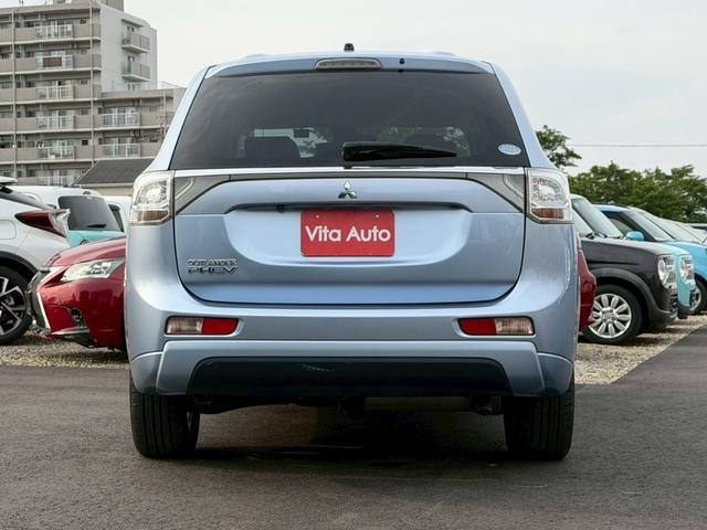 Mitsubishi OUTLANDER PHEV 2013-08 7815495-17