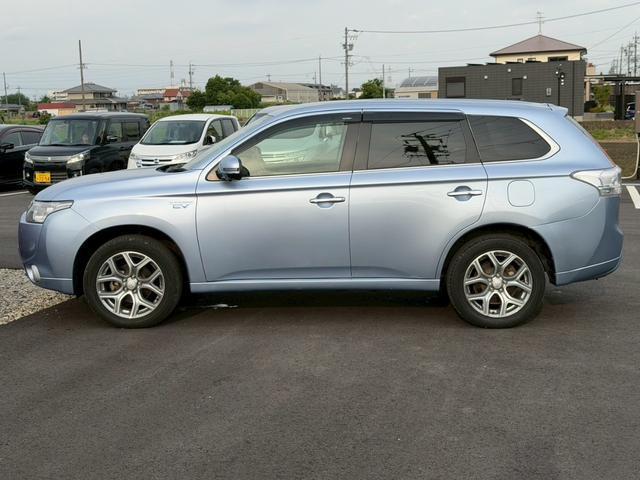 Mitsubishi OUTLANDER PHEV 2013-08 7815495-19