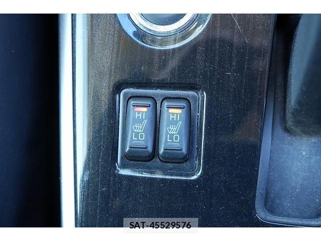 Mitsubishi OUTLANDER PHEV 2015-08 7815582-16