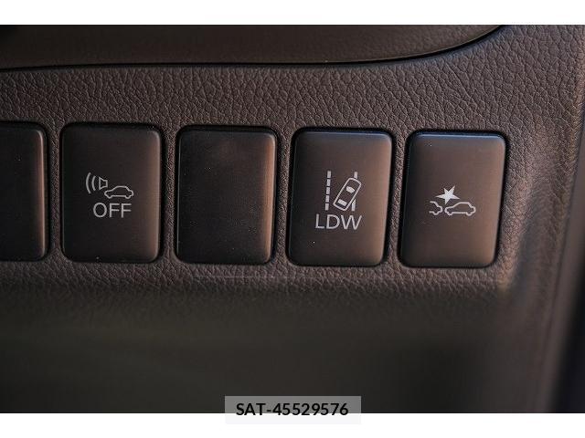 Mitsubishi OUTLANDER PHEV 2015-08 7815582-9