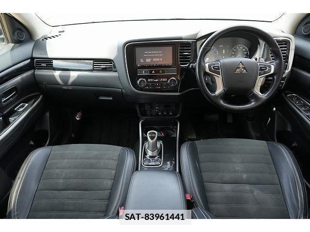 Mitsubishi OUTLANDER PHEV 2019-03 7815752-16