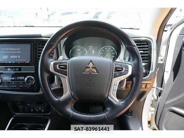 Mitsubishi OUTLANDER PHEV 2019-03 7815752-18