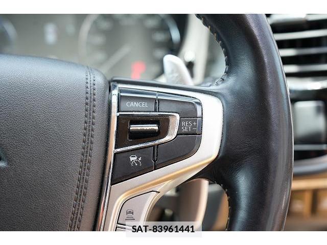 Mitsubishi OUTLANDER PHEV 2019-03 7815752-8