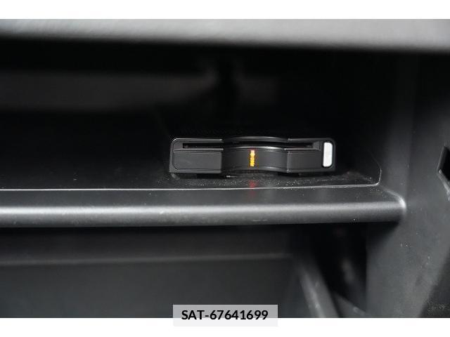 Mitsubishi OUTLANDER PHEV 2018-09 7815763-9