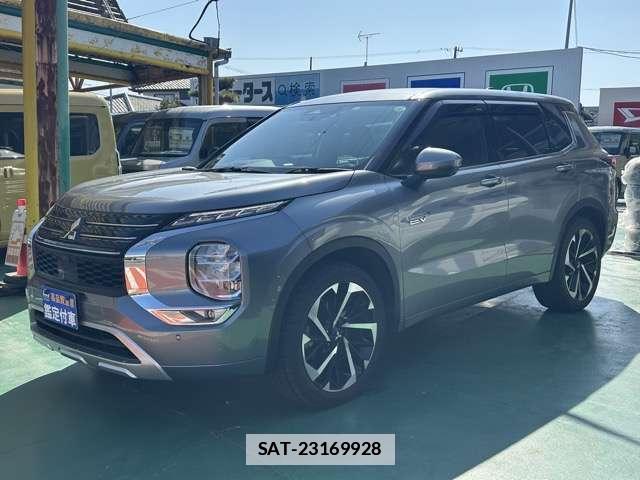 Mitsubishi OUTLANDER 2023-03 7814265-0
