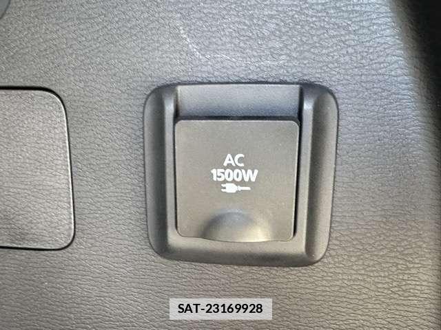 Mitsubishi OUTLANDER 2023-03 7814265-12