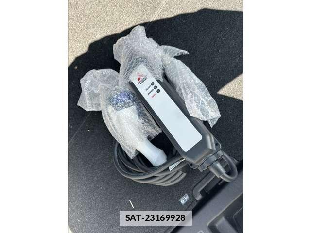 Mitsubishi OUTLANDER 2023-03 7814265-14