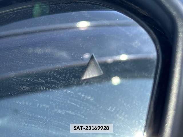 Mitsubishi OUTLANDER 2023-03 7814265-15