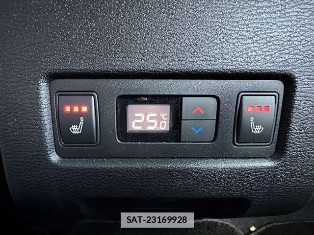 Mitsubishi OUTLANDER 2023-03 7814265-8
