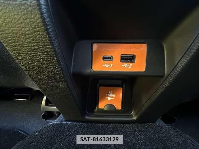 Mitsubishi OUTLANDER 2023-06 7814282-8