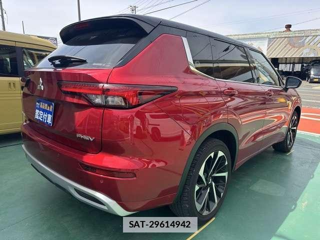 Mitsubishi OUTLANDER 2024-01 7814294-10