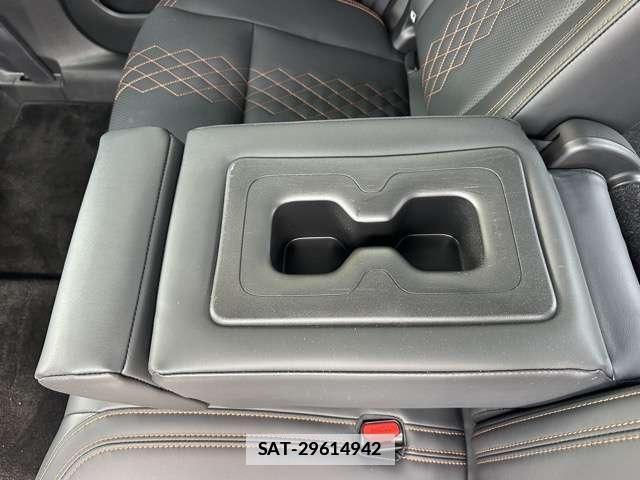Mitsubishi OUTLANDER 2024-01 7814294-11