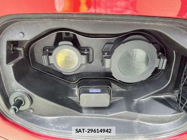 Mitsubishi OUTLANDER 2024-01 7814294-3