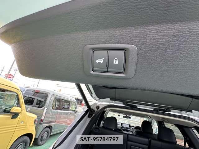 Mitsubishi OUTLANDER 2024-02 7814315-10