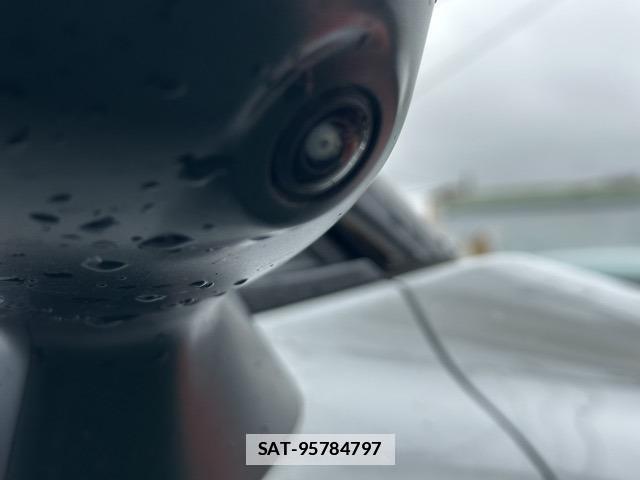 Mitsubishi OUTLANDER 2024-02 7814315-13