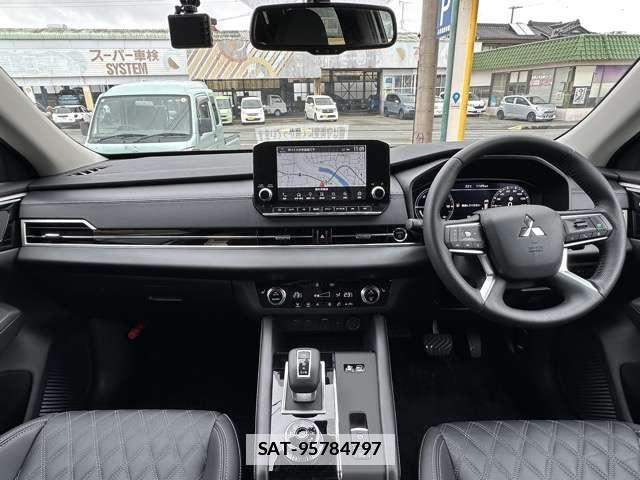 Mitsubishi OUTLANDER 2024-02 7814315-2