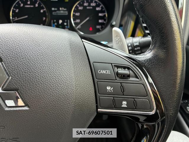 Mitsubishi OUTLANDER 2015-08 7820571-10
