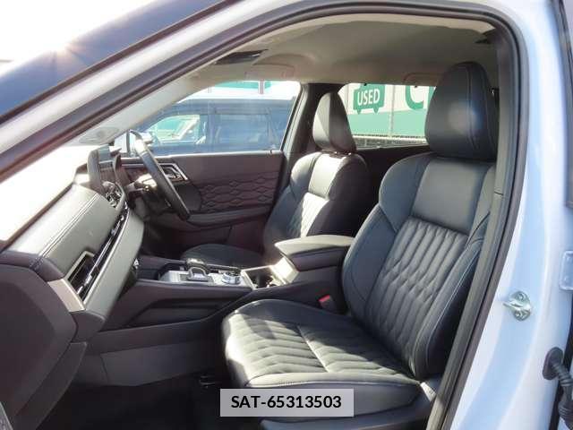 Mitsubishi OUTLANDER 2024-10 7820792-5
