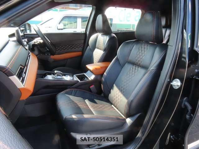 Mitsubishi OUTLANDER 2022-01 7820794-5