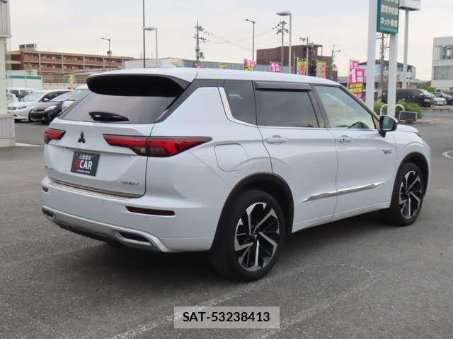 Mitsubishi OUTLANDER 2022-09 7820801-1