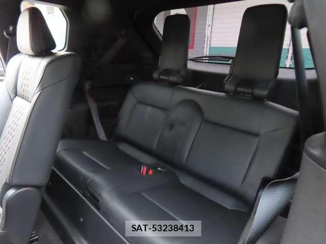 Mitsubishi OUTLANDER 2022-09 7820801-11