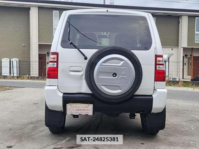 Mitsubishi PAJERO MINI 2010-12 7812965-2