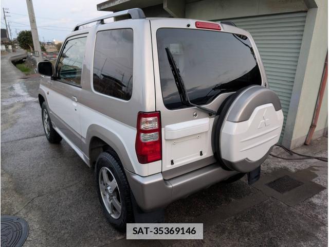 Mitsubishi PAJERO MINI 2003-04 7818882-3